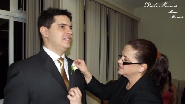 DSCF3363 -  Ana Maria auxiliando aos padrinhos e madrinhas